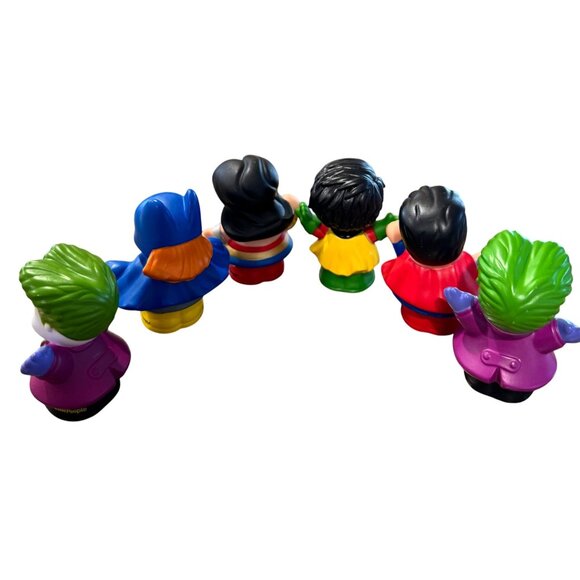 DC Comics Fisher-Price Little People Heroes Villains 6 Pc Batman Superman Joker - Picture 4 of 15
